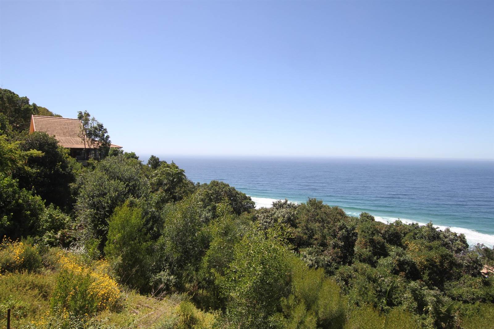 891 m² Land available in Keurboomstrand photo number 3