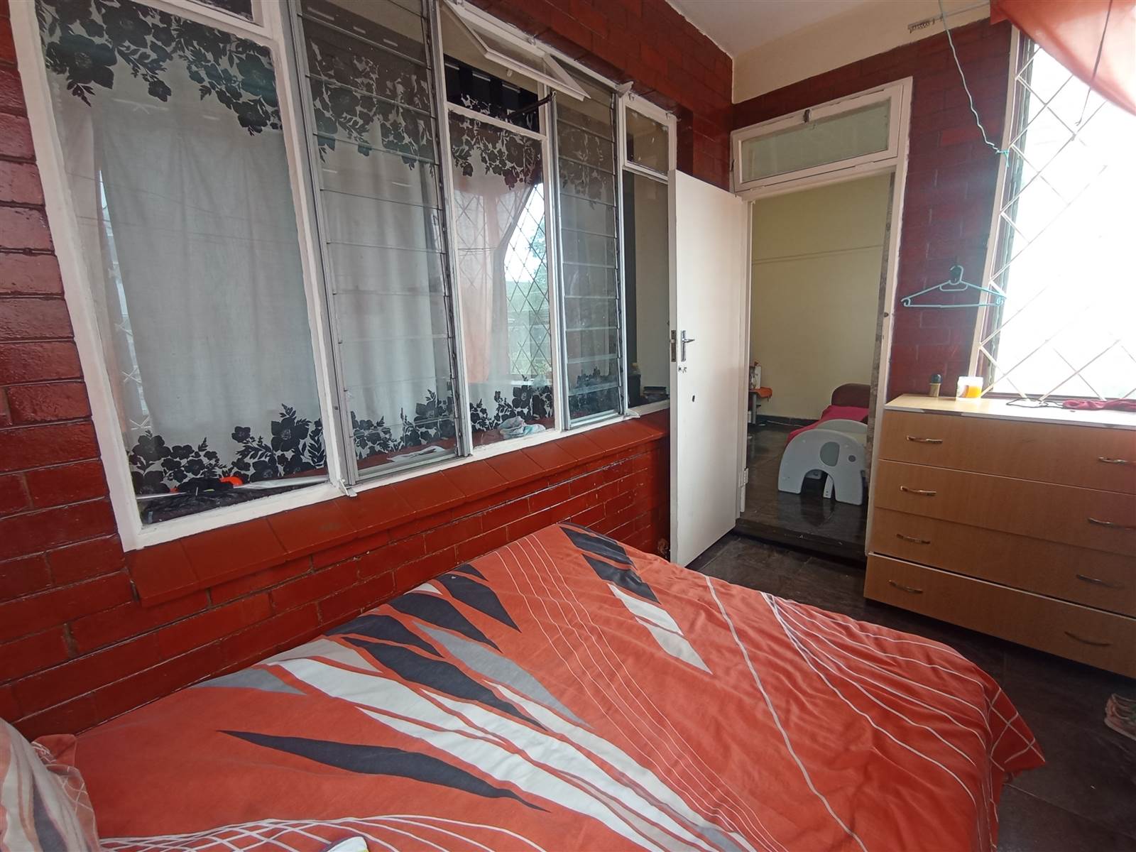 1 Bed Apartment in Pietermaritzburg Central photo number 14