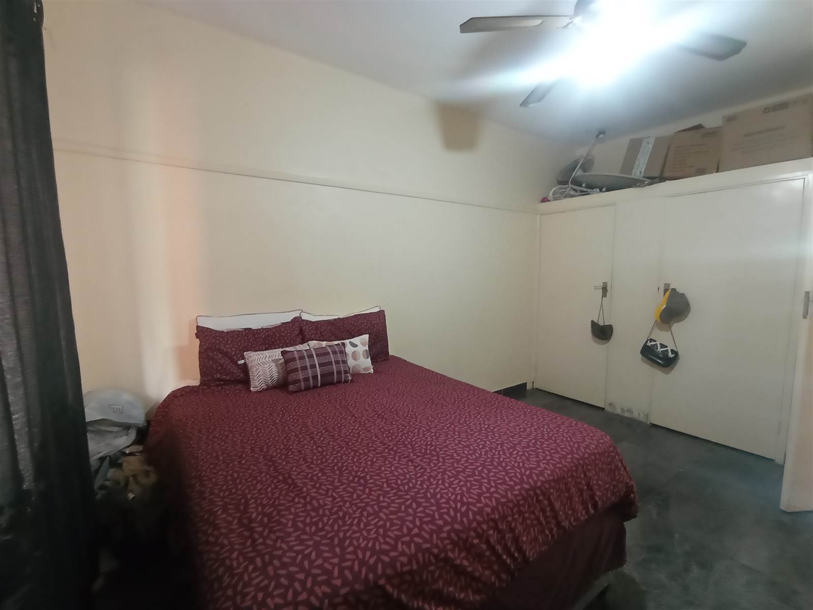 1 Bed Apartment in Pietermaritzburg Central photo number 11