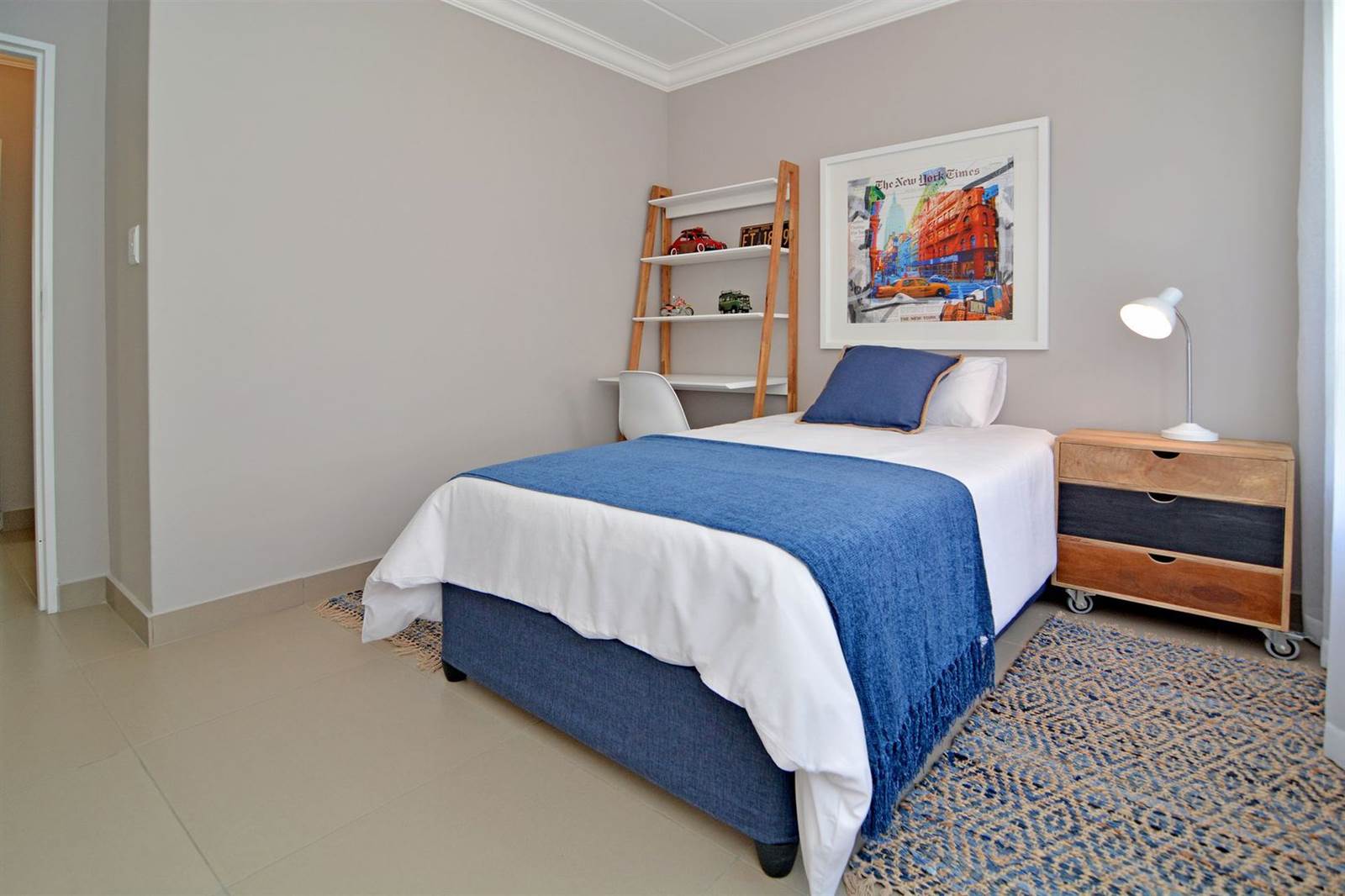 2 Bed Apartment in Broadacres photo number 9