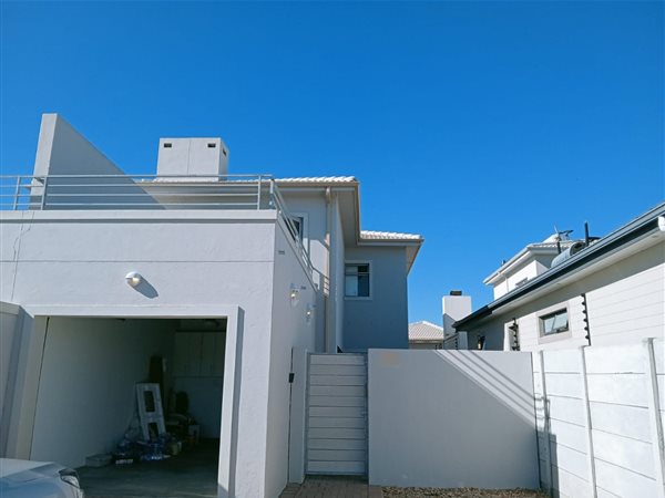 3 Bedroom House 3 Bedroom House