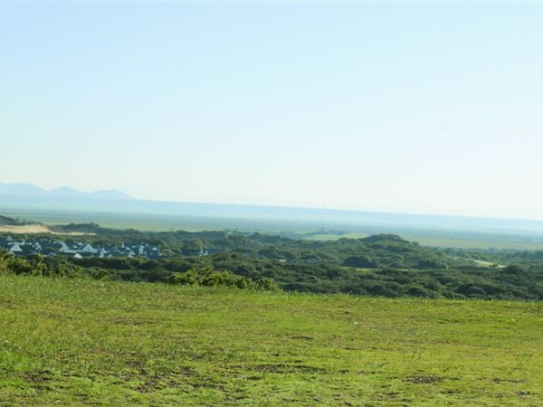 1492 m² Land available in St Francis Links