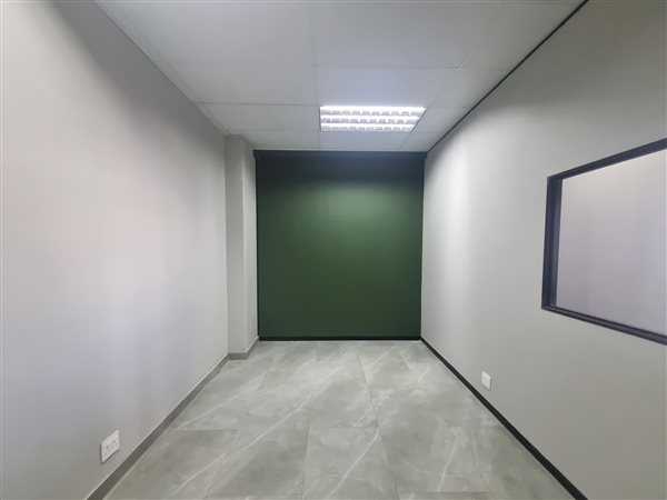 15  m² Office Space
