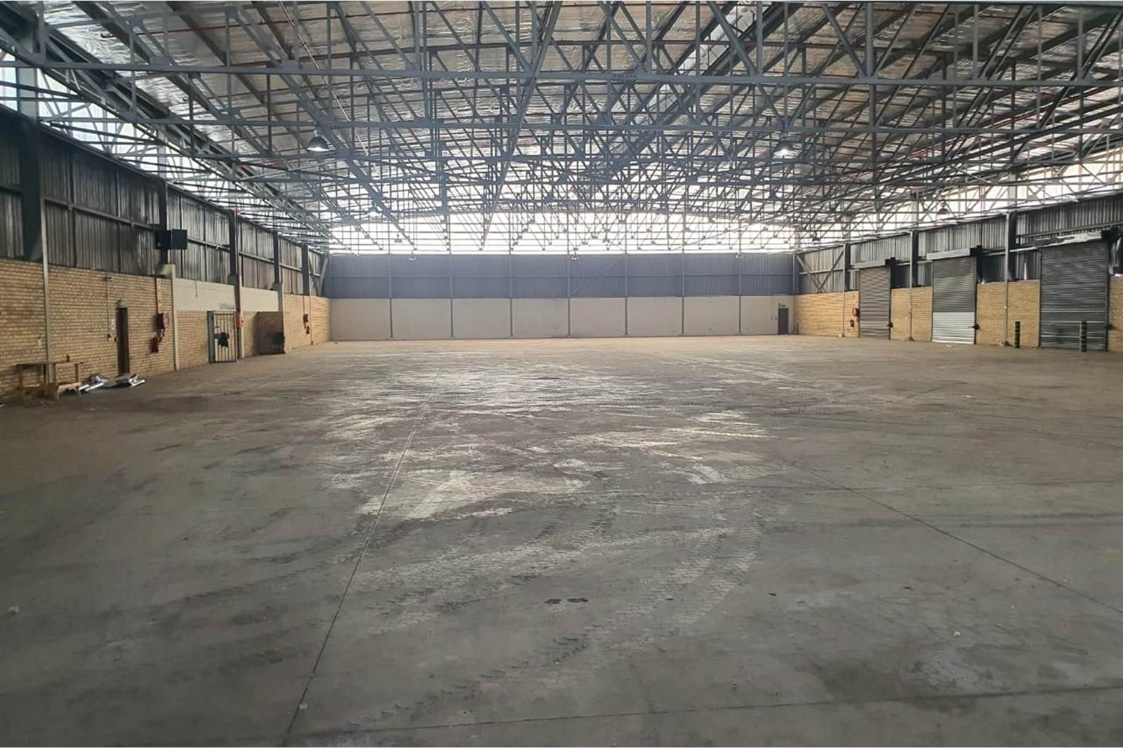 3252  m² Industrial space in Coega photo number 2