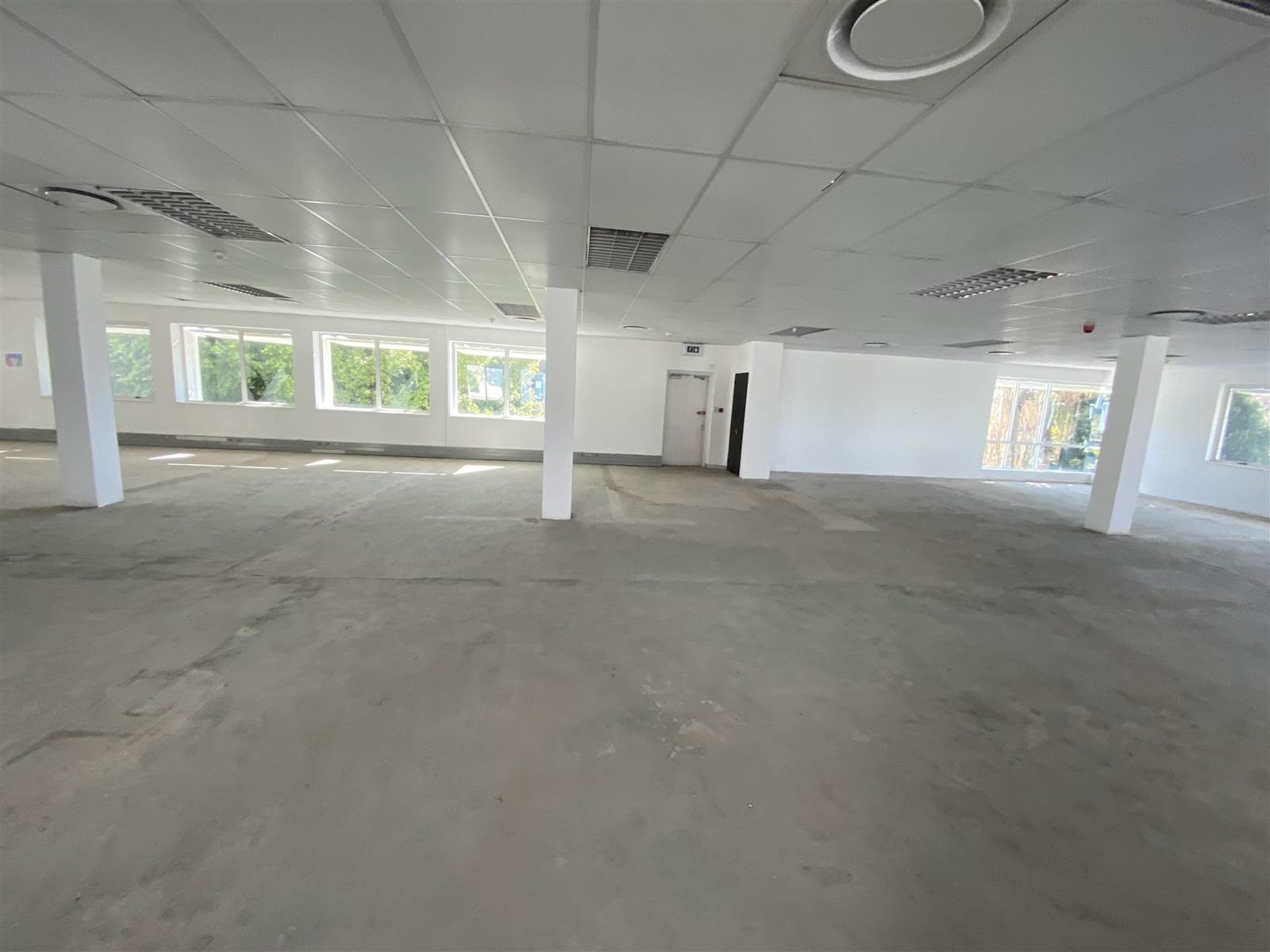 400  m² Commercial space in Morningside photo number 7