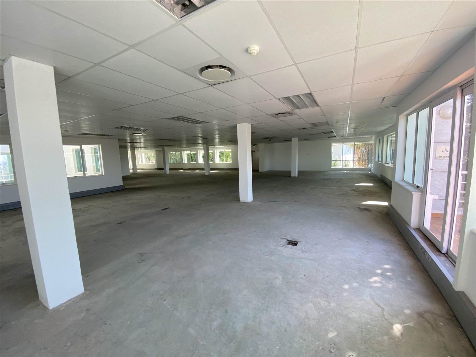 400  m² Commercial space in Morningside photo number 12