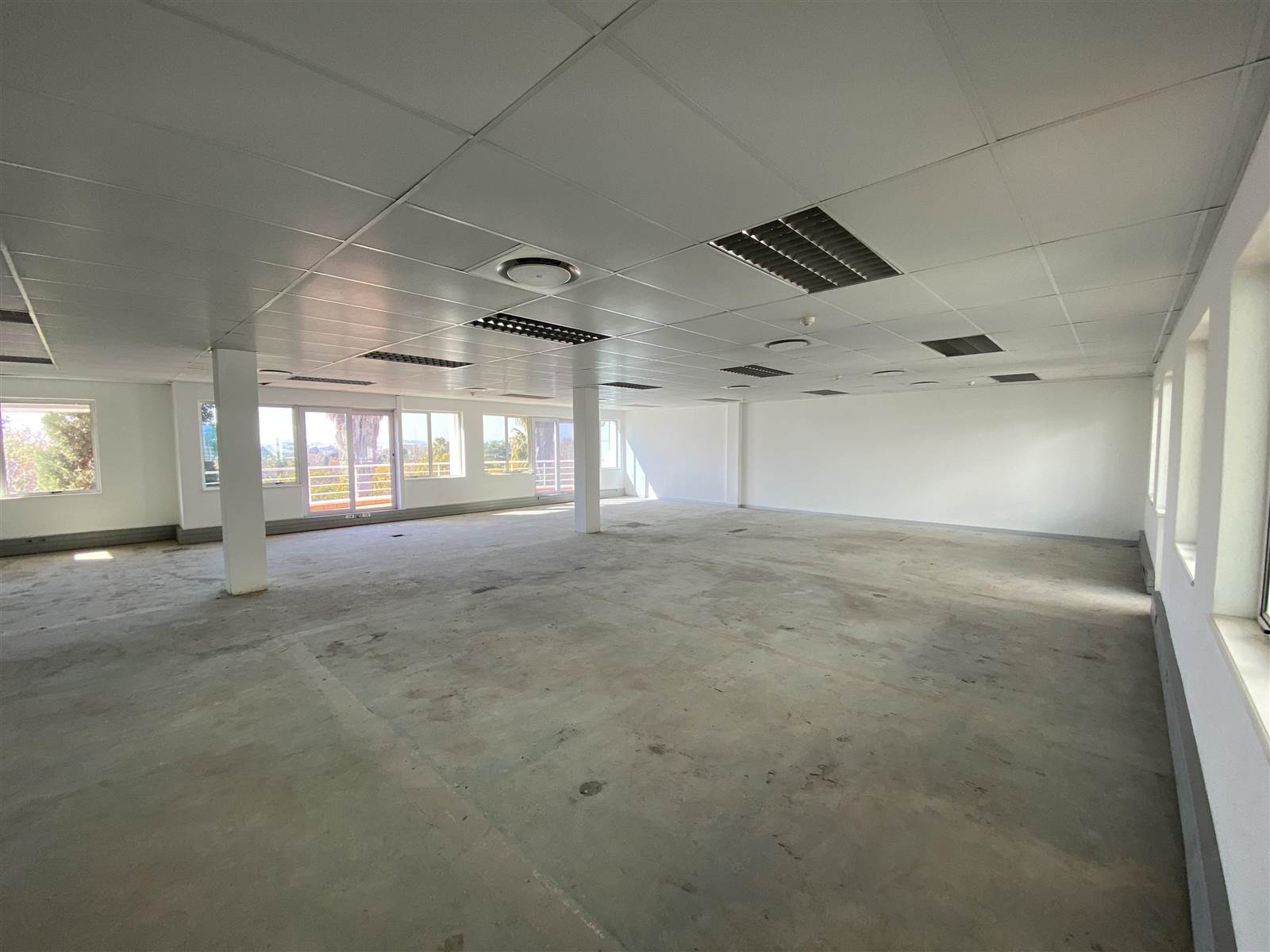 400  m² Commercial space in Morningside photo number 5