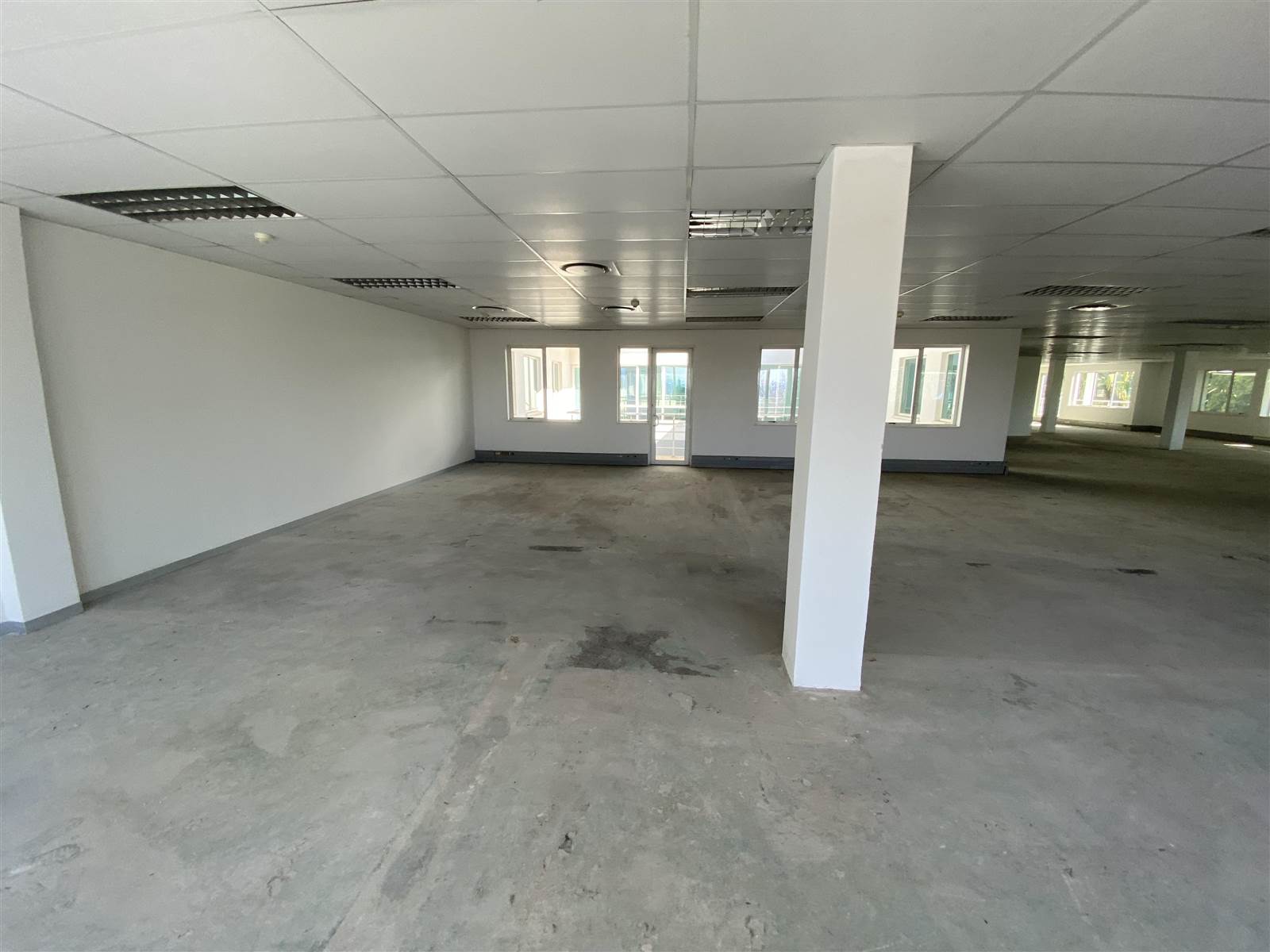 400  m² Commercial space in Morningside photo number 13