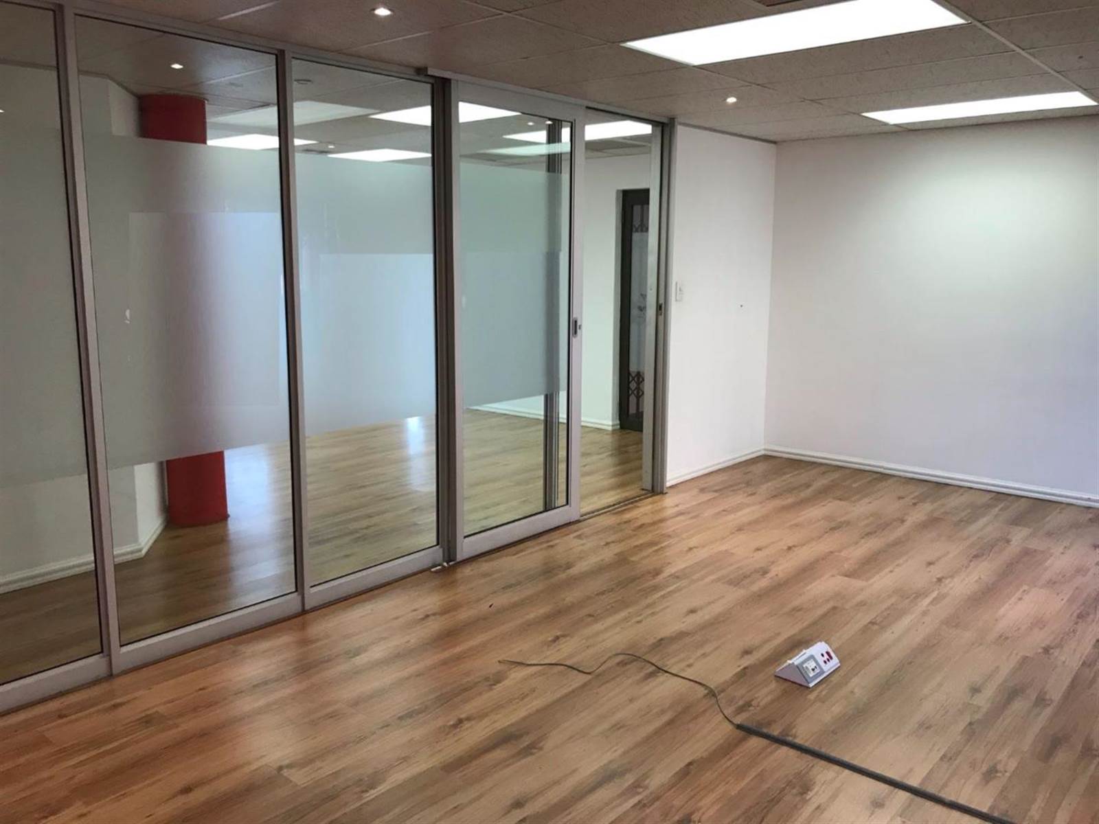 145  m² Commercial space in North Riding photo number 12