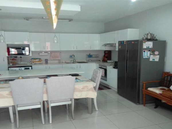 3 Bed Apartment