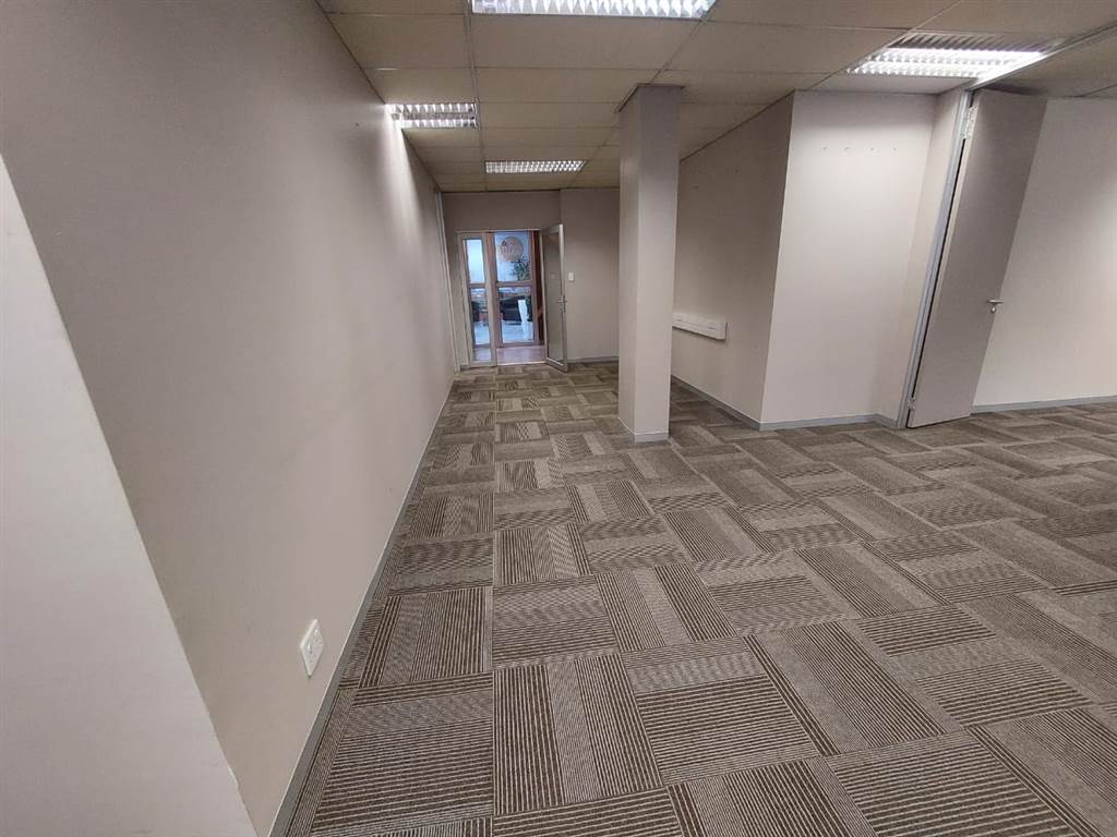 169  m² Commercial space in Westville photo number 2