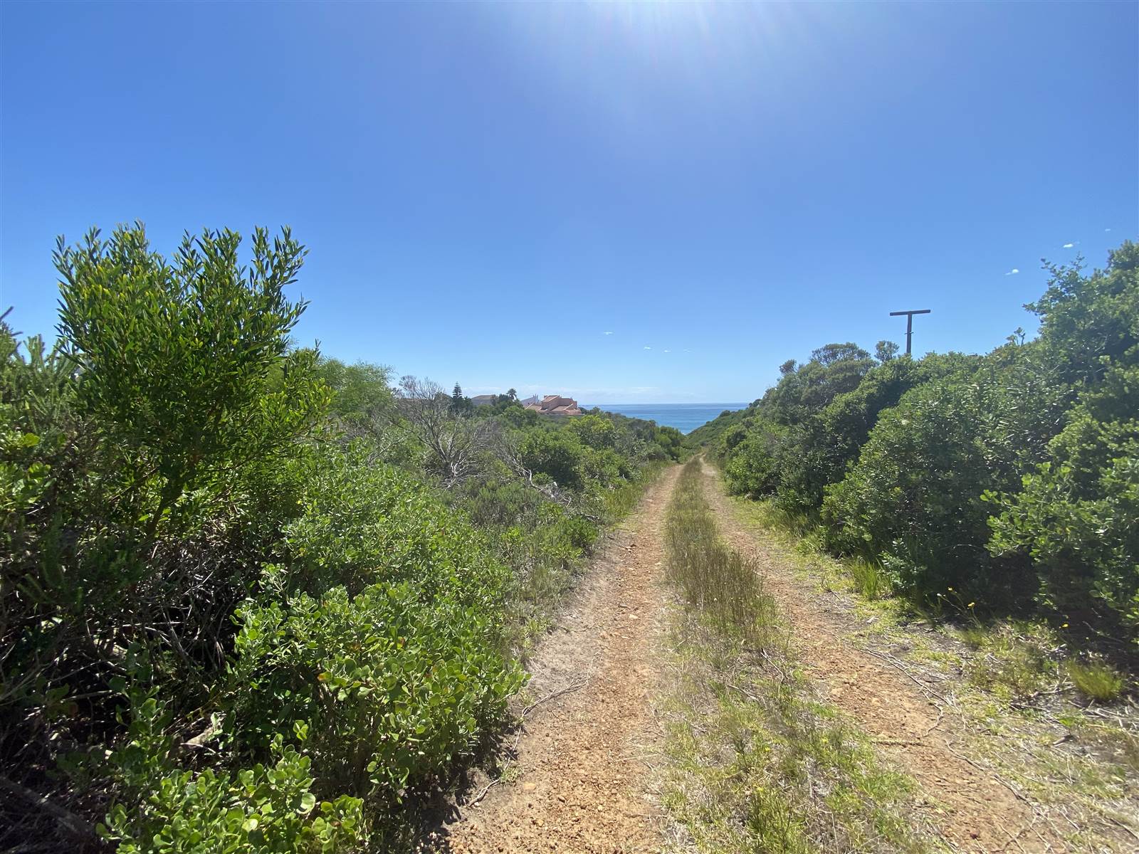 1174 m² Land available in Santareme photo number 7