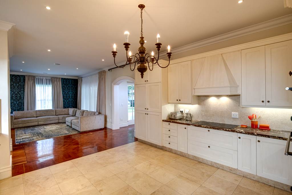 4 Bed Cluster in Bryanston photo number 8