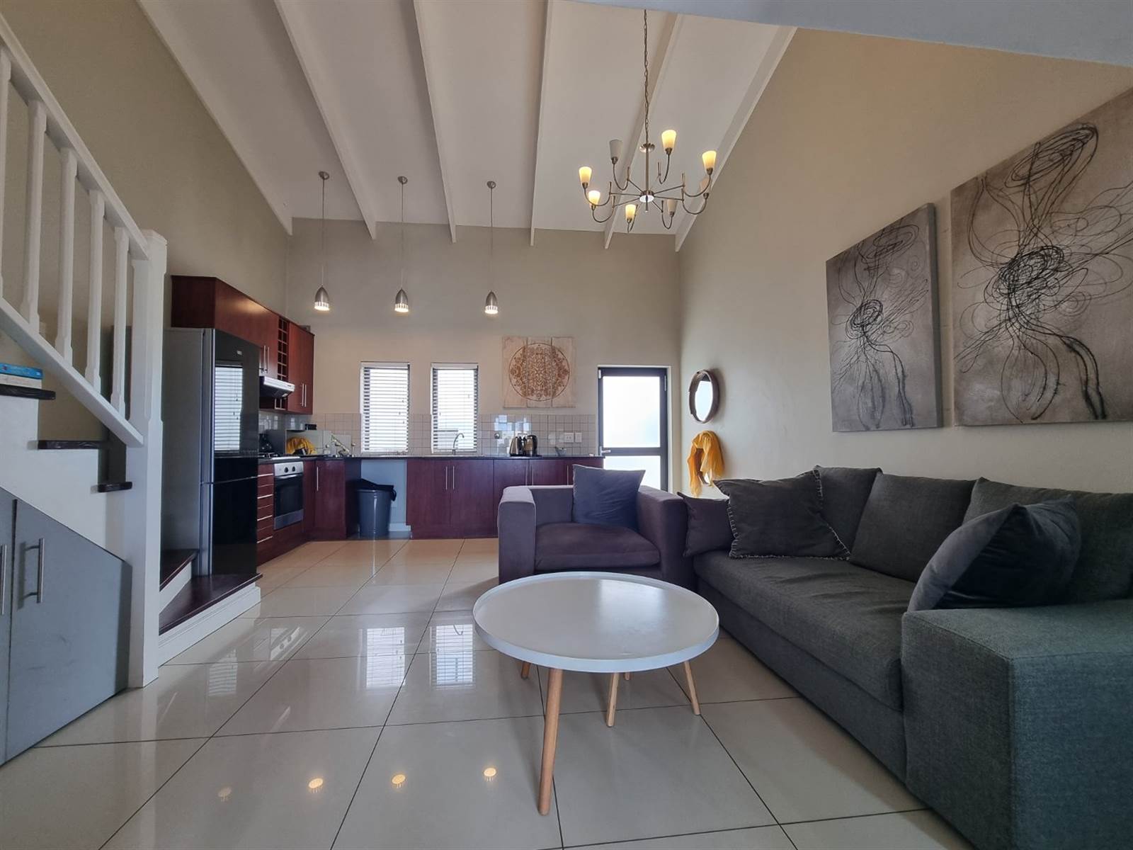 2 Bed Apartment in Knysna Central photo number 6