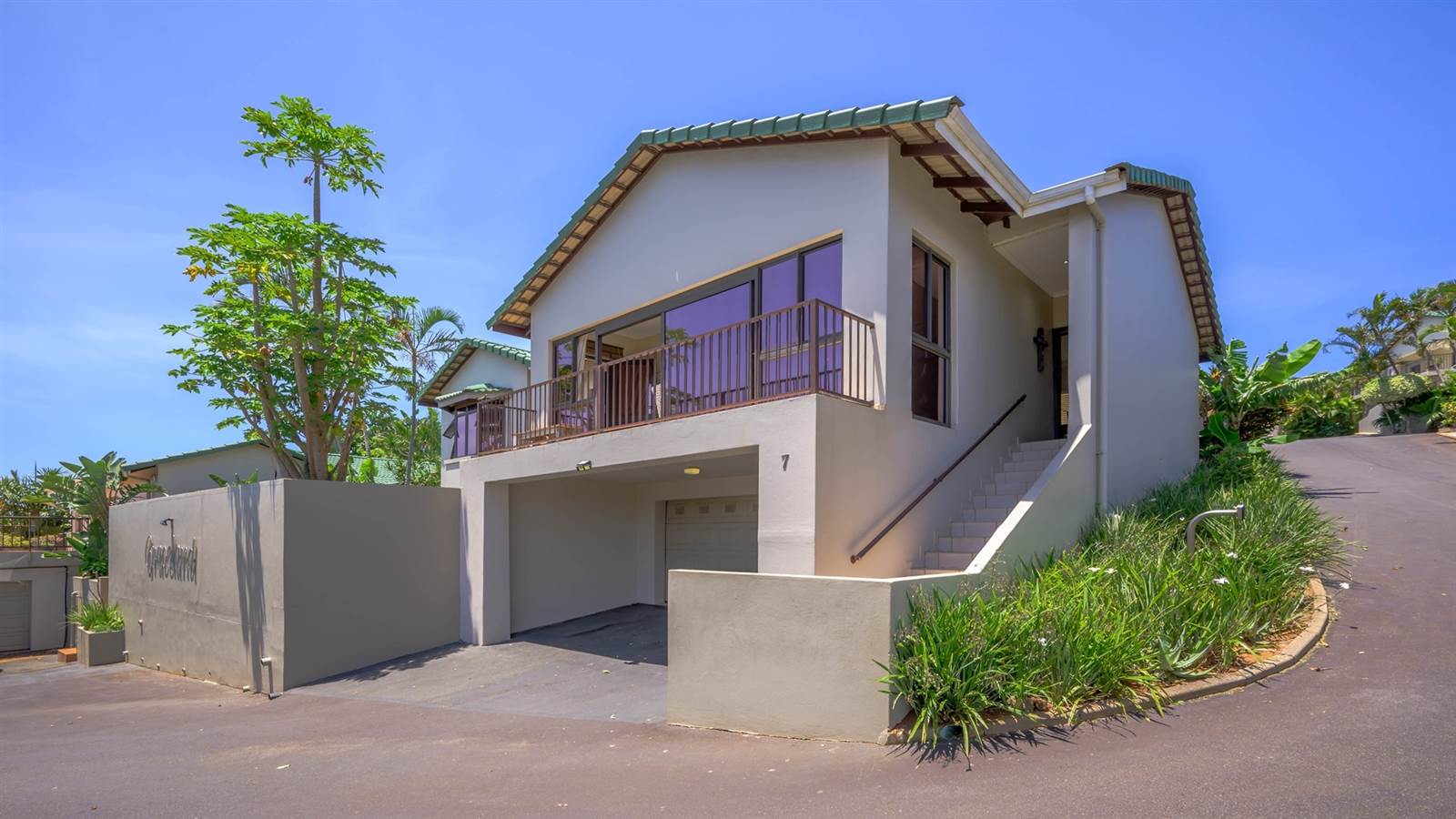 3 Bed Townhouse in Ballito photo number 4