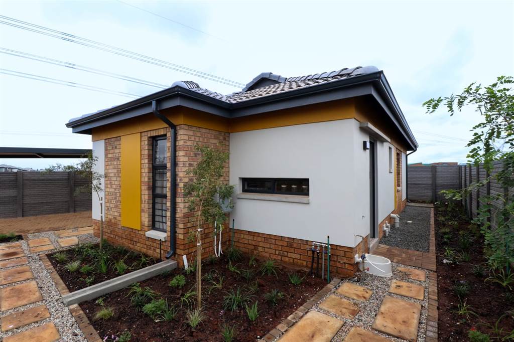 3 Bed House in Alberton photo number 27