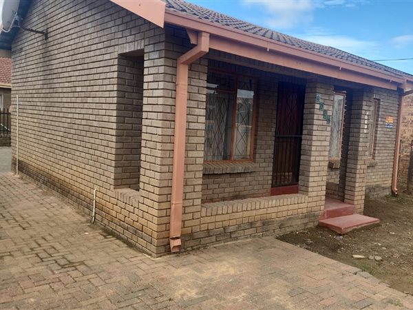 2 Bedroom House 2 Bedroom House