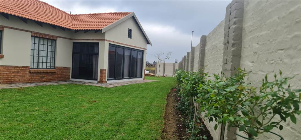 3 Bed House in Rustenburg Central photo number 23
