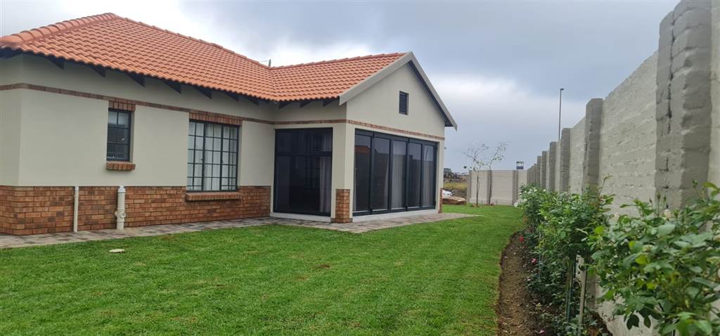 3 Bed House in Rustenburg Central photo number 24