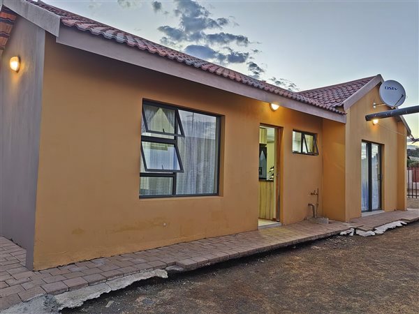 2 Bed House in Vista Park