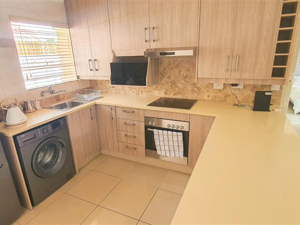 2 Bed Townhouse in Sunninghill