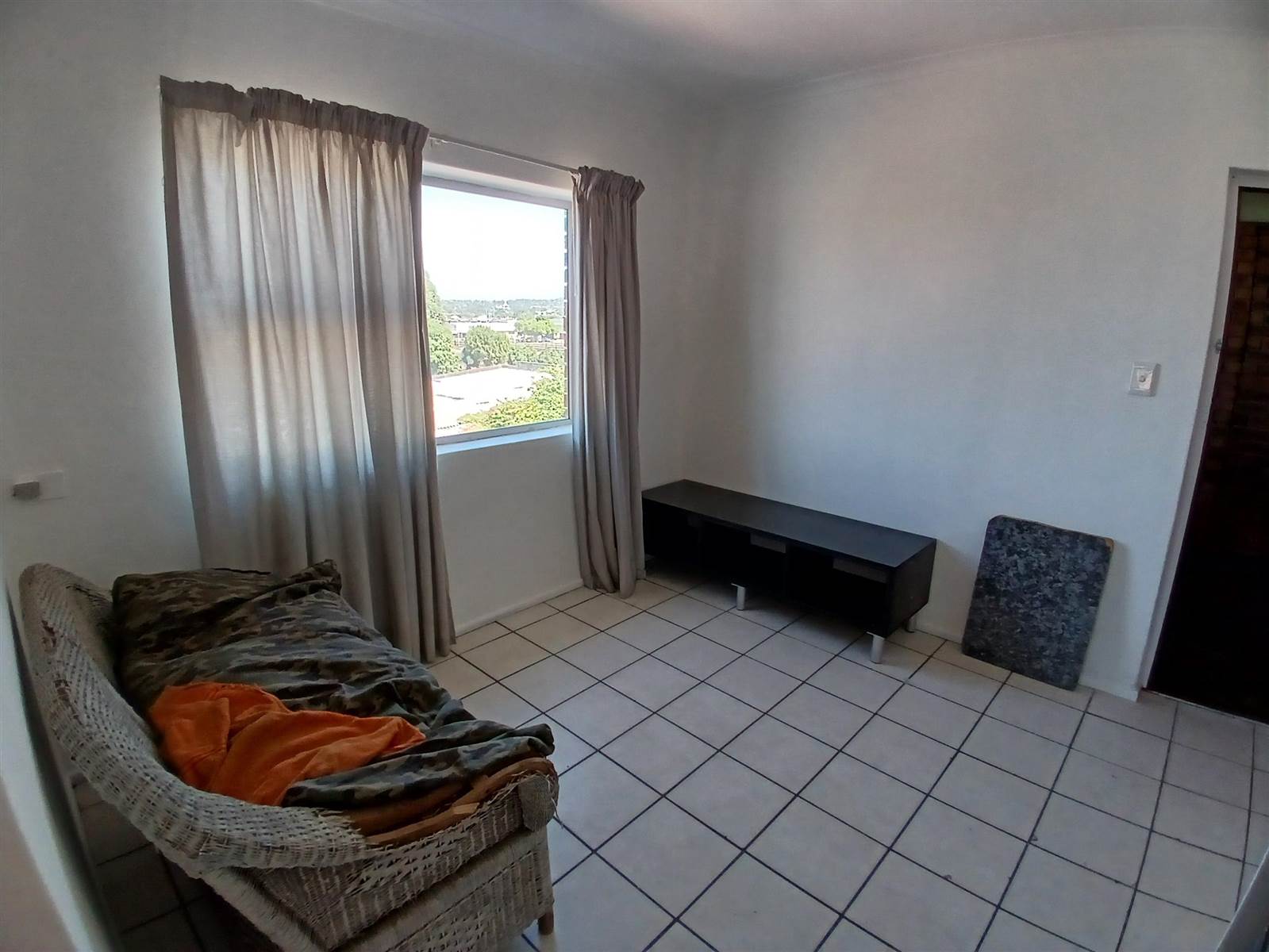 1 Bed Apartment in Protea Heights photo number 11