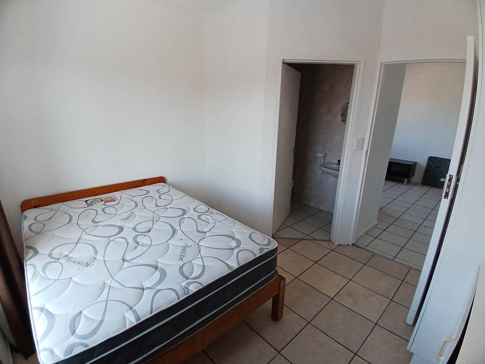 1 Bed Apartment in Protea Heights photo number 17