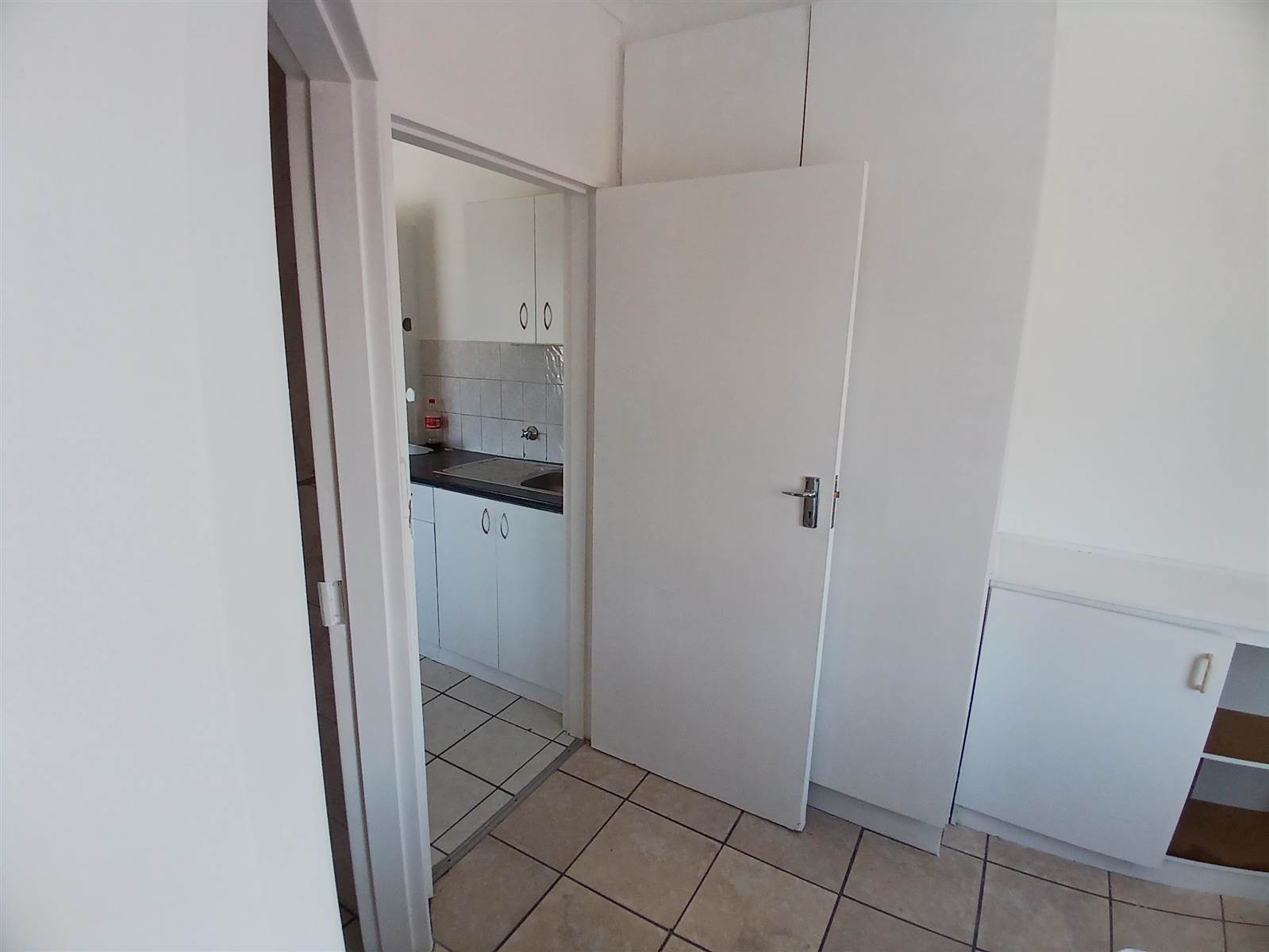 1 Bed Apartment in Protea Heights photo number 22
