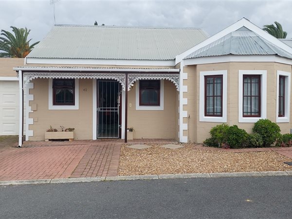 2 Bedroom Townhouse 2 Bedroom Townhouse