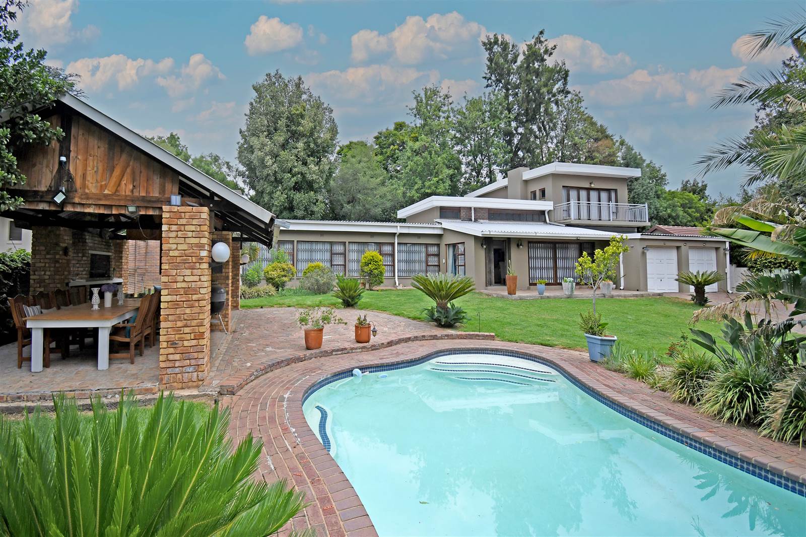 5 Bed House in Northcliff photo number 1