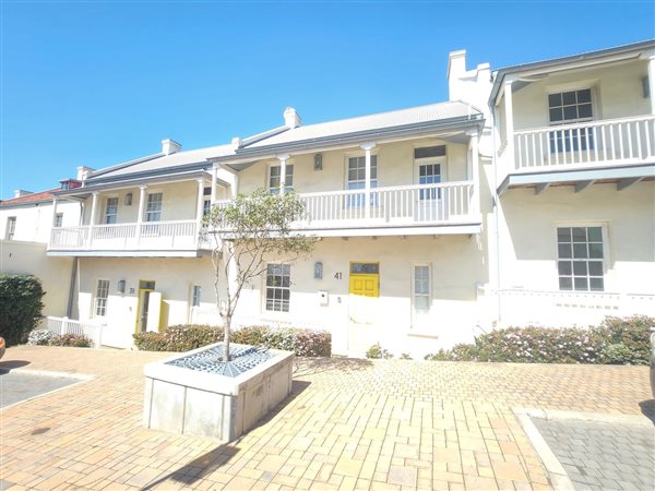 137  m² Office Space