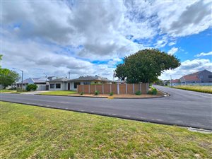 House in Oakglen
