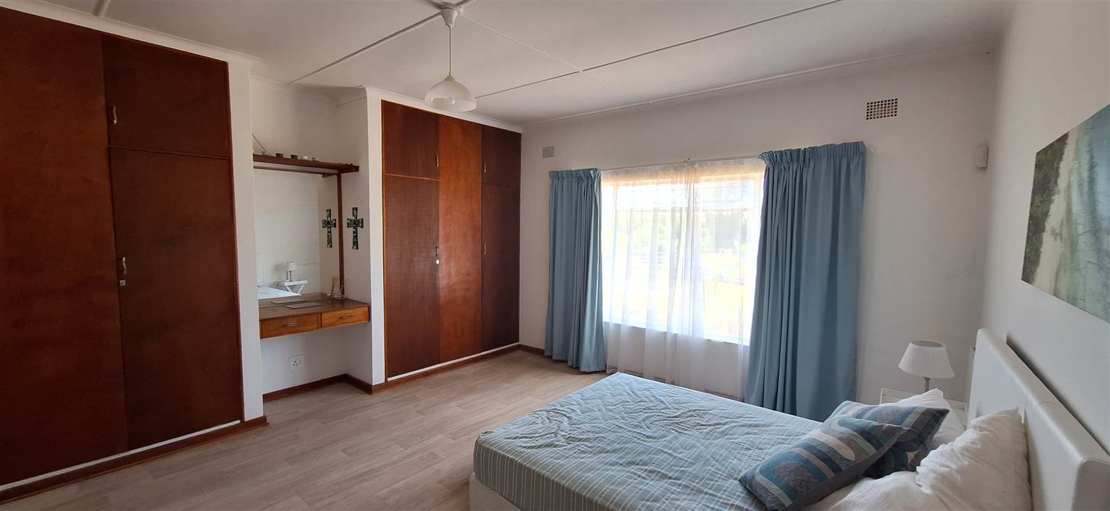 4 Bed House in Aliwal North photo number 12