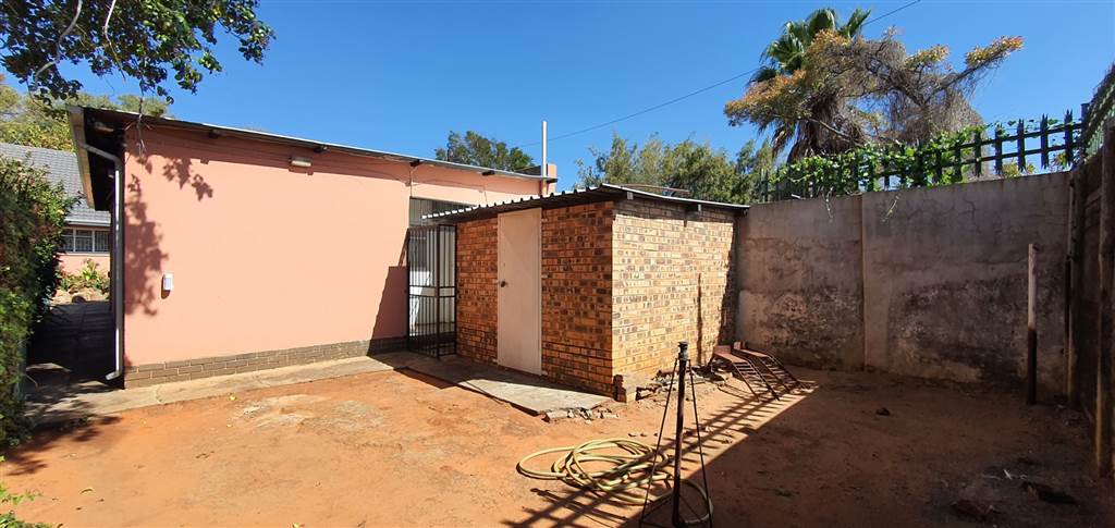 4 Bed House in Protea Park photo number 26