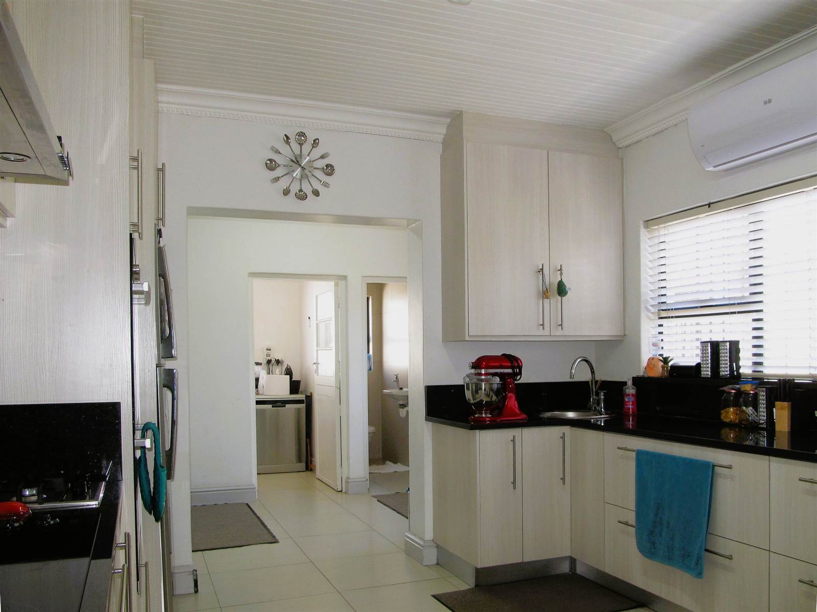 5 Bed House in Parow photo number 8