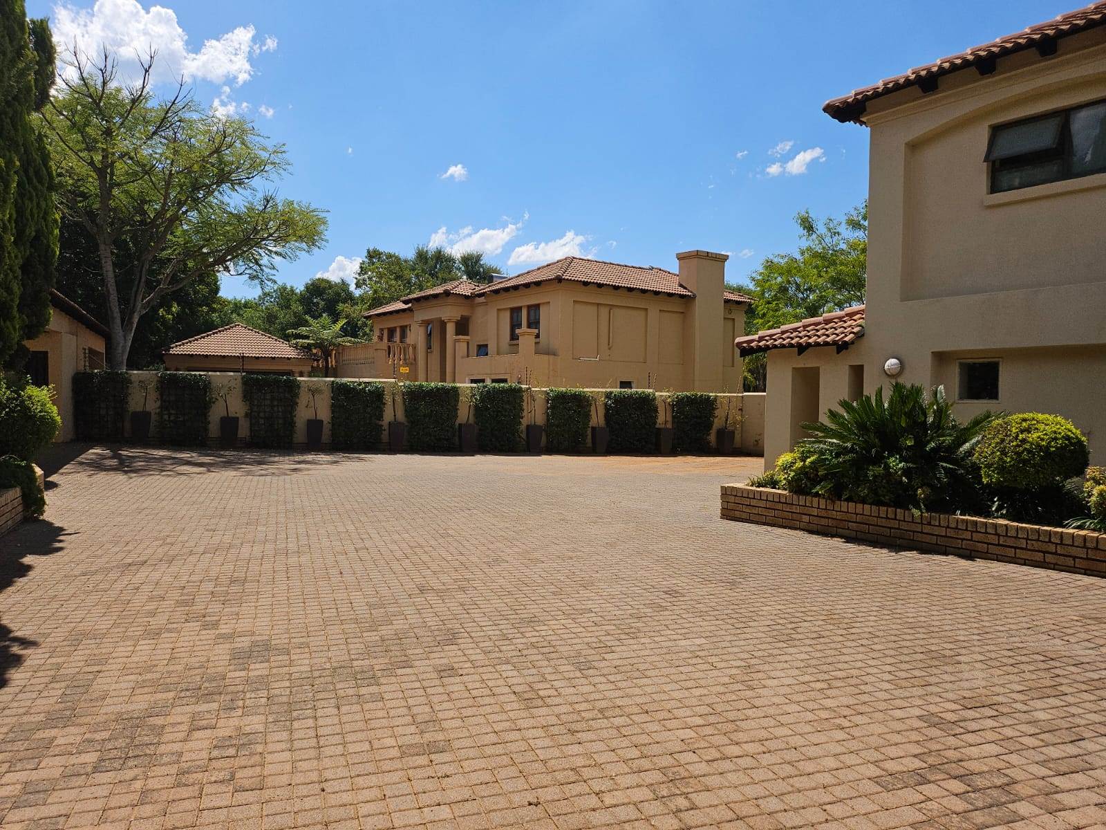 6 Bed House in Ruimsig photo number 22