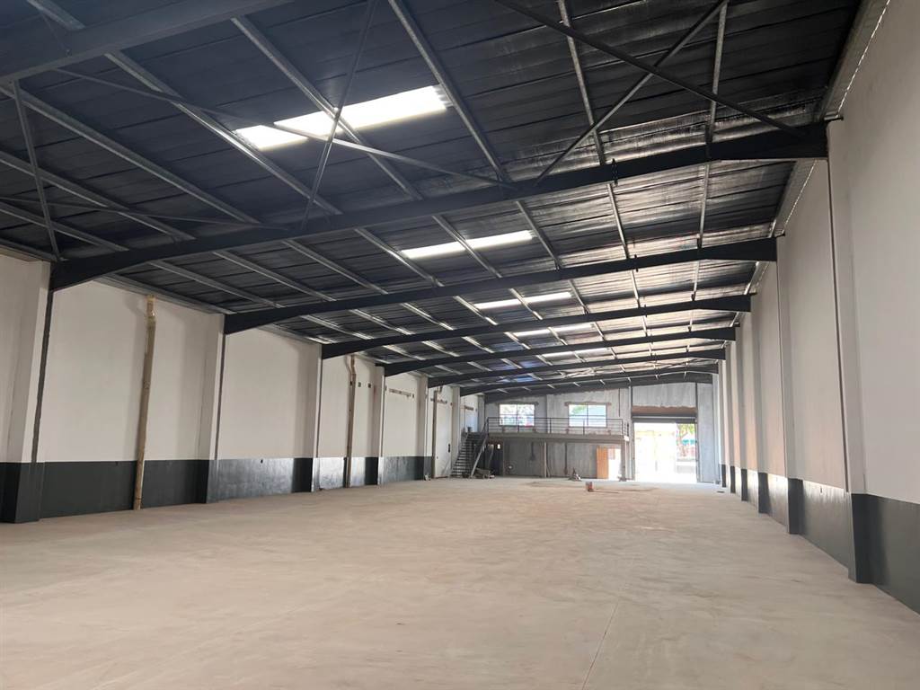 890  m² Commercial space in Pietermaritzburg Central photo number 2