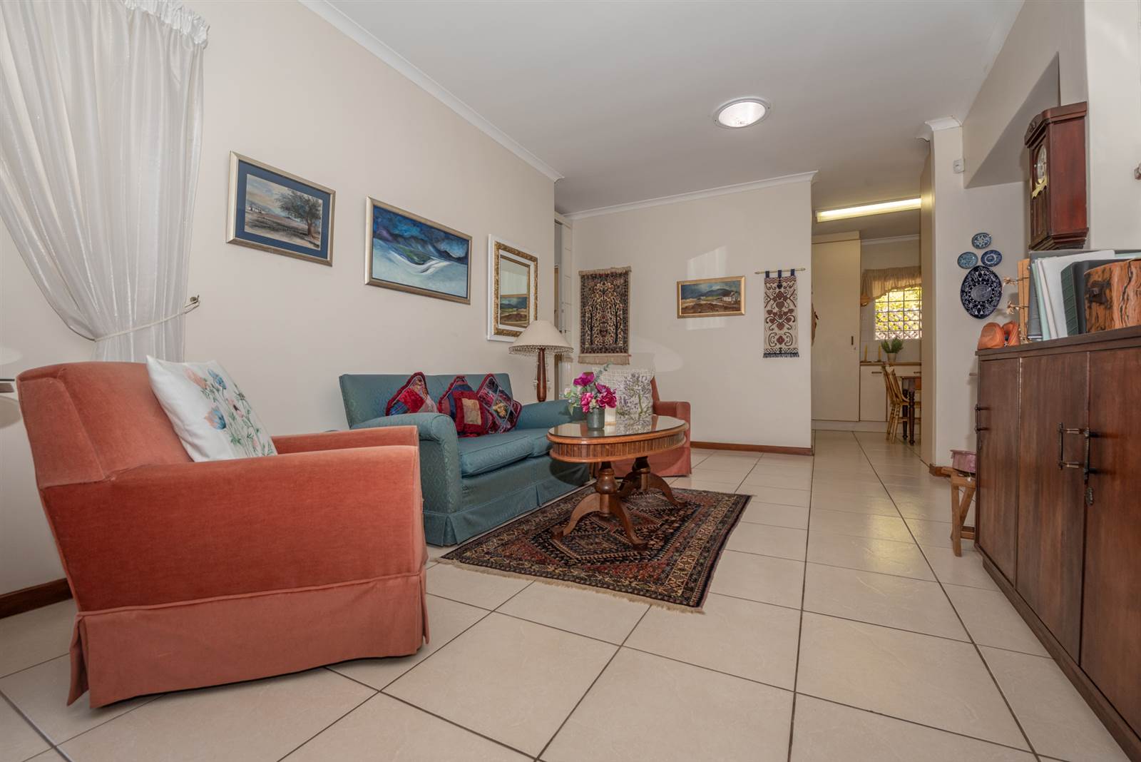 4 Bed Townhouse in Summerstrand photo number 10