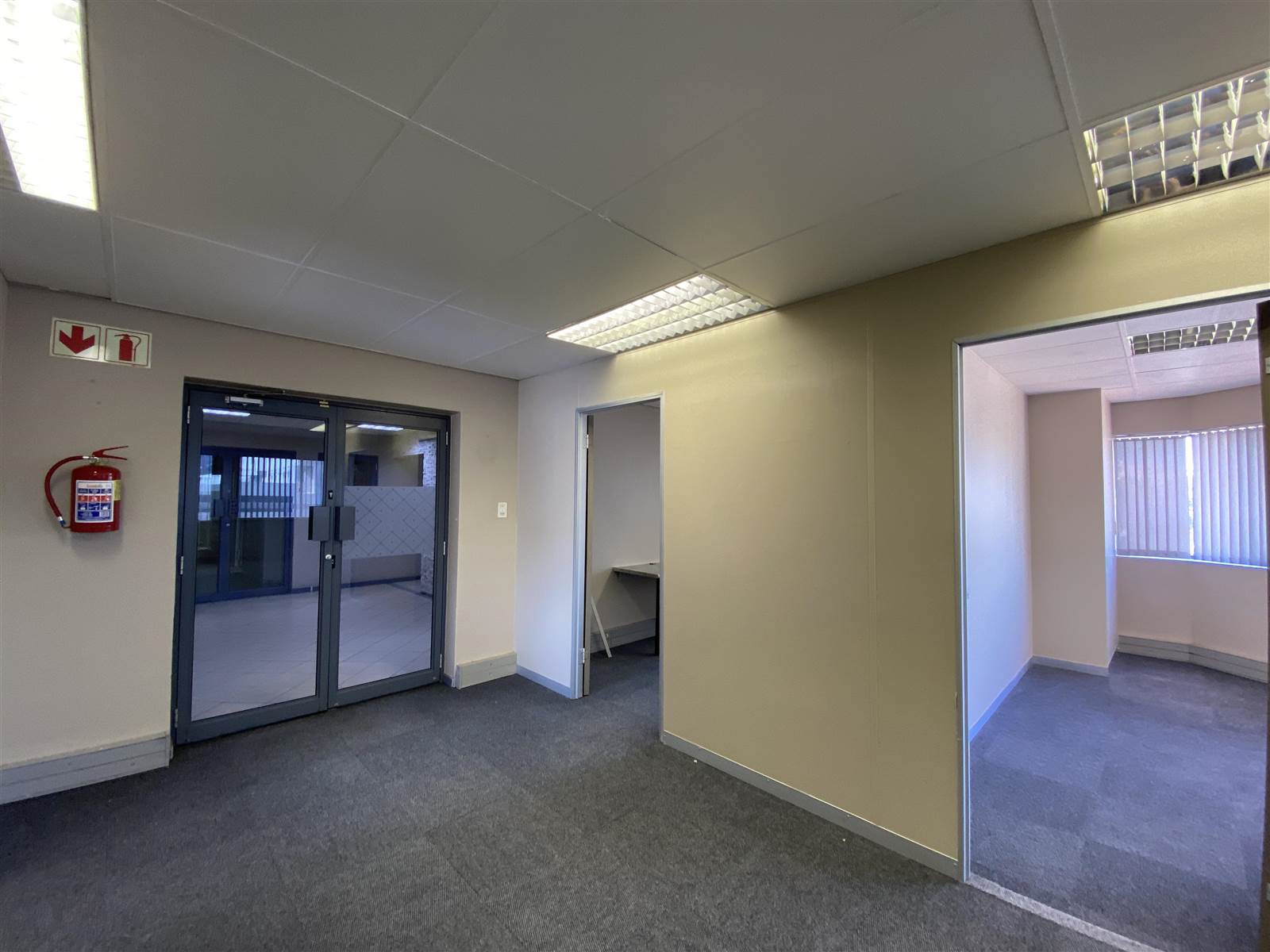 76  m² Commercial space in Tyger Valley photo number 7