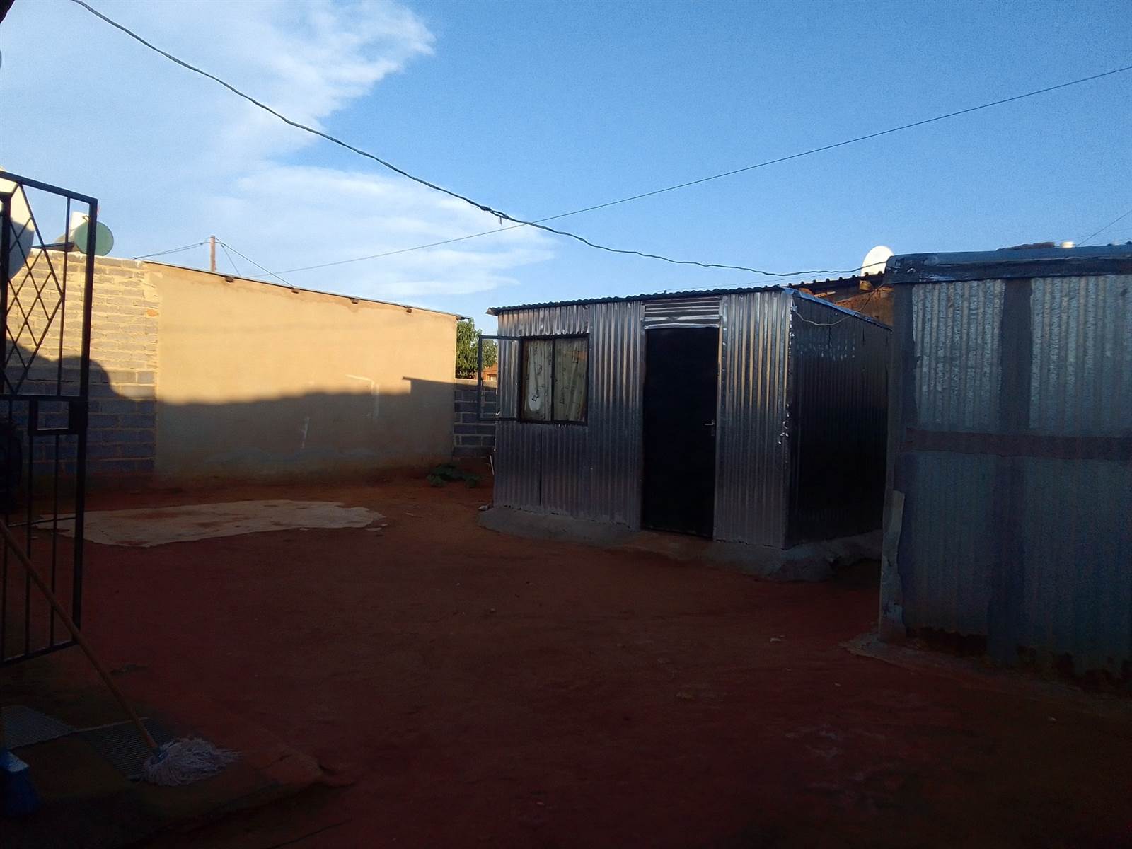 2 Bed House in Lehae photo number 5