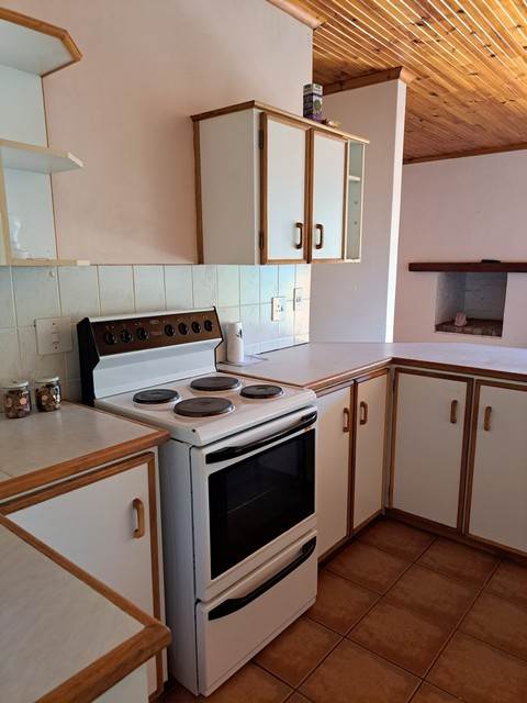 2 Bed House in Bredasdorp photo number 12