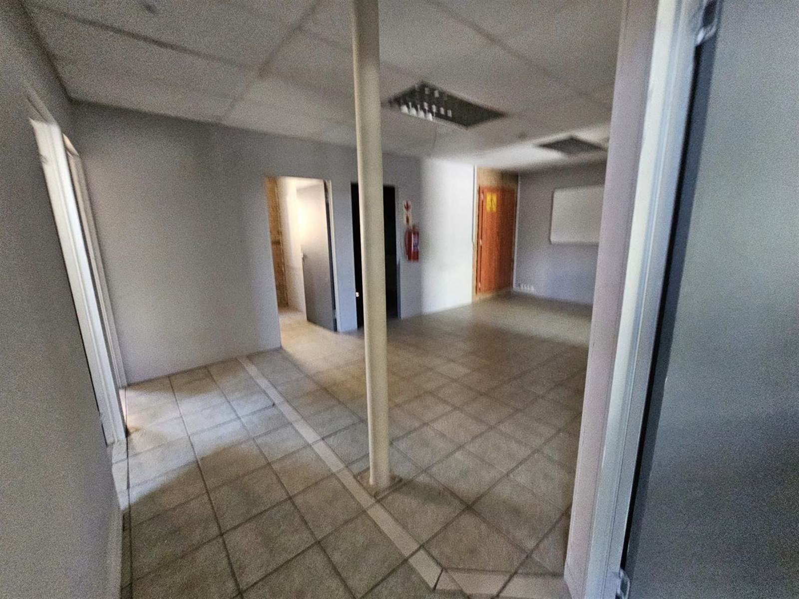 217.1  m² Commercial space in Secunda photo number 13