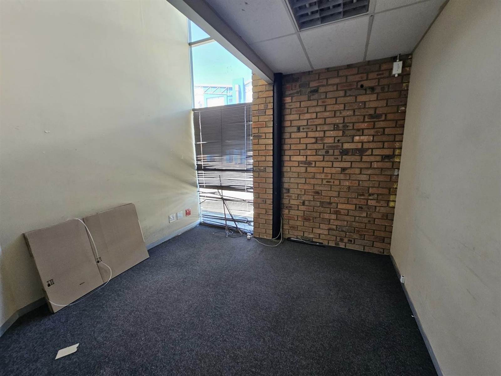 217.1  m² Commercial space in Secunda photo number 9
