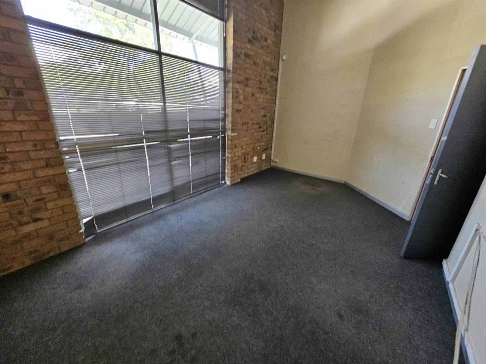 217.1  m² Commercial space in Secunda photo number 10