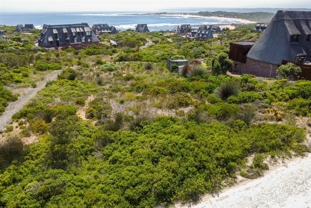805 m² Land available in Stilbaai photo number 7