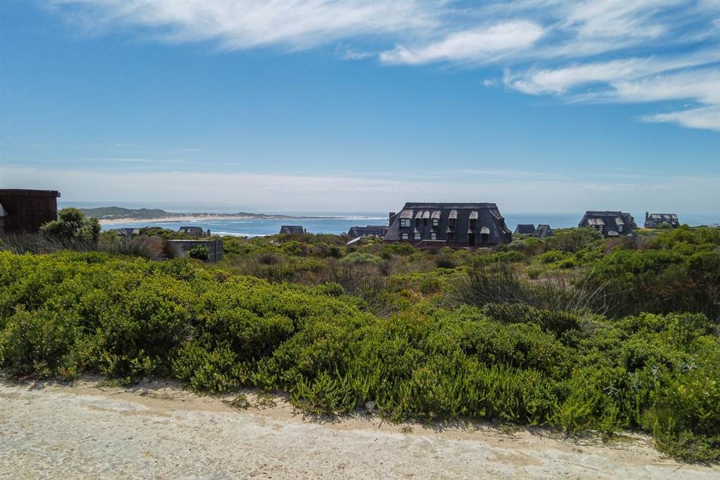 805 m² Land available in Stilbaai photo number 2