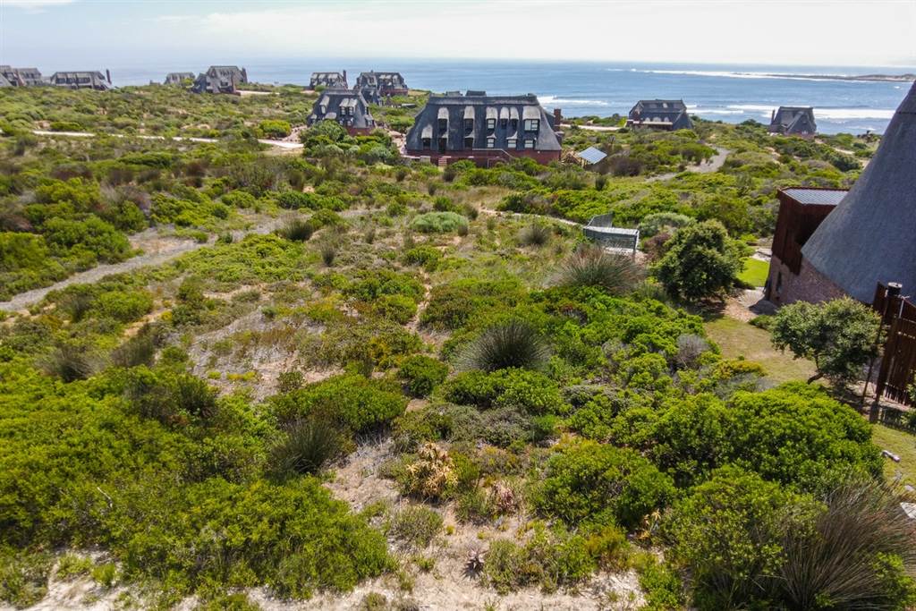 805 m² Land available in Stilbaai photo number 9