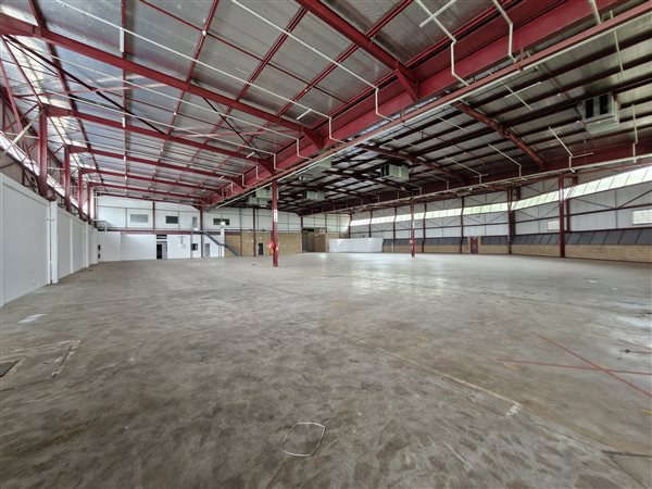 2796  m² Industrial space
