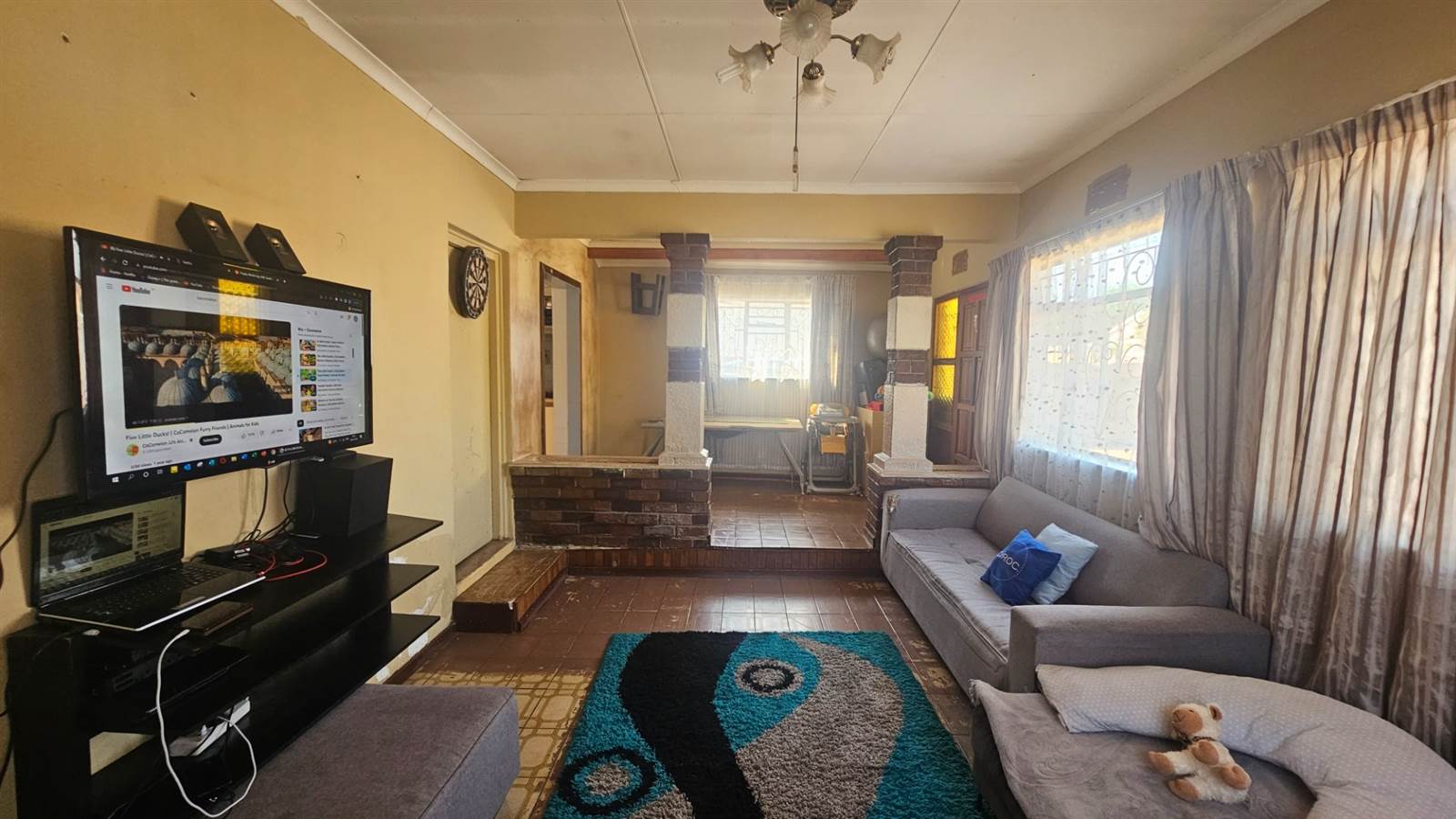 3 Bed House in Bosmont photo number 9