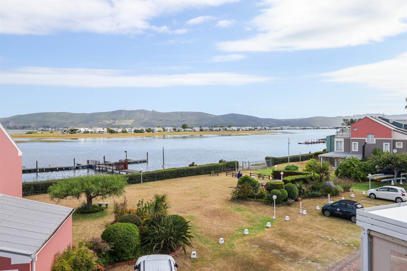 3 Bed Townhouse in Knysna Central photo number 2